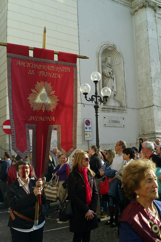 Lo stendardo della Santissima Trinità di Sulmona