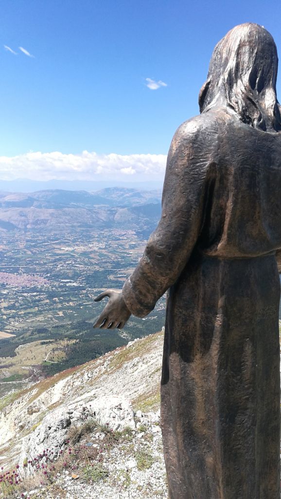 Gesù, veglia sui pratolani